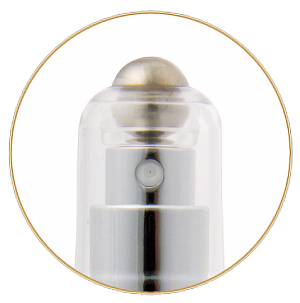 キャップにはコロコロ転がせるプラチナボールつき